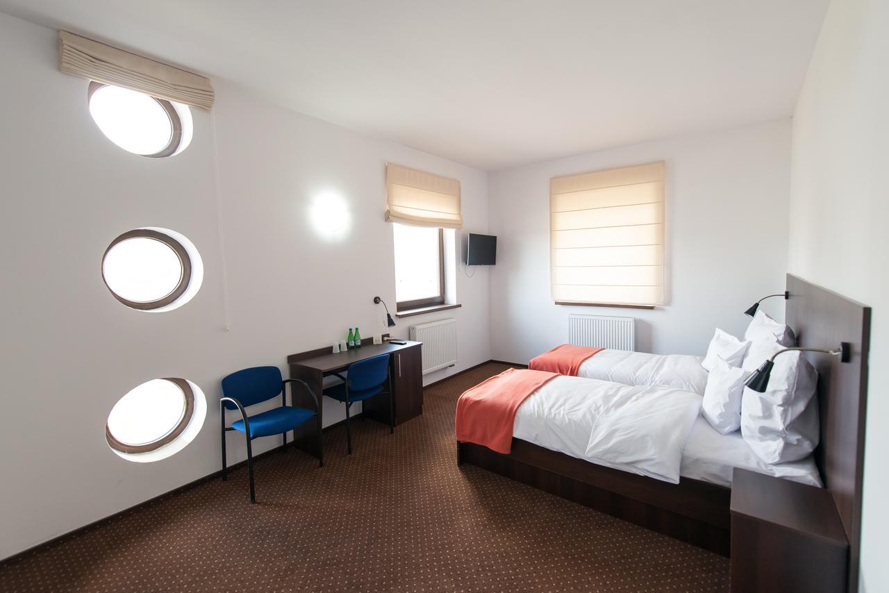 טצ'ב First Hotel מראה חיצוני תמונה